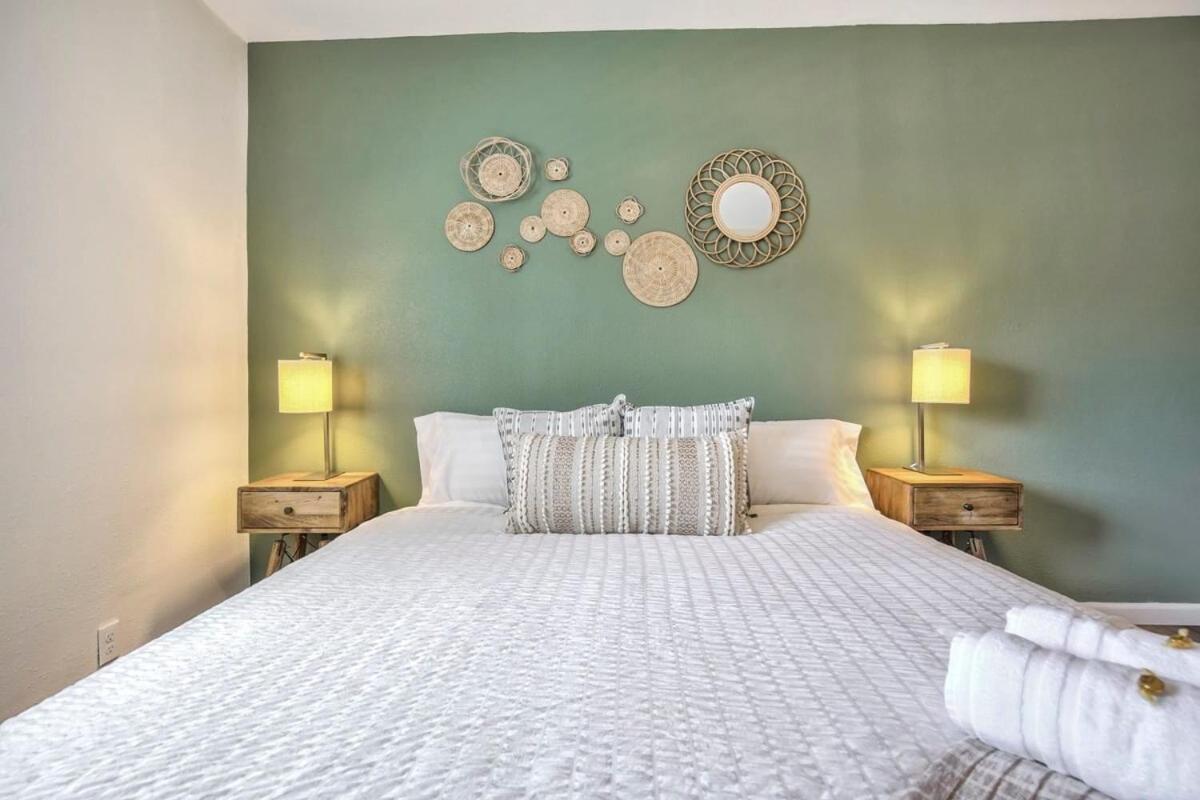 Sheridan Suite - King Bbq Skyline View Colorado Springs Ngoại thất bức ảnh