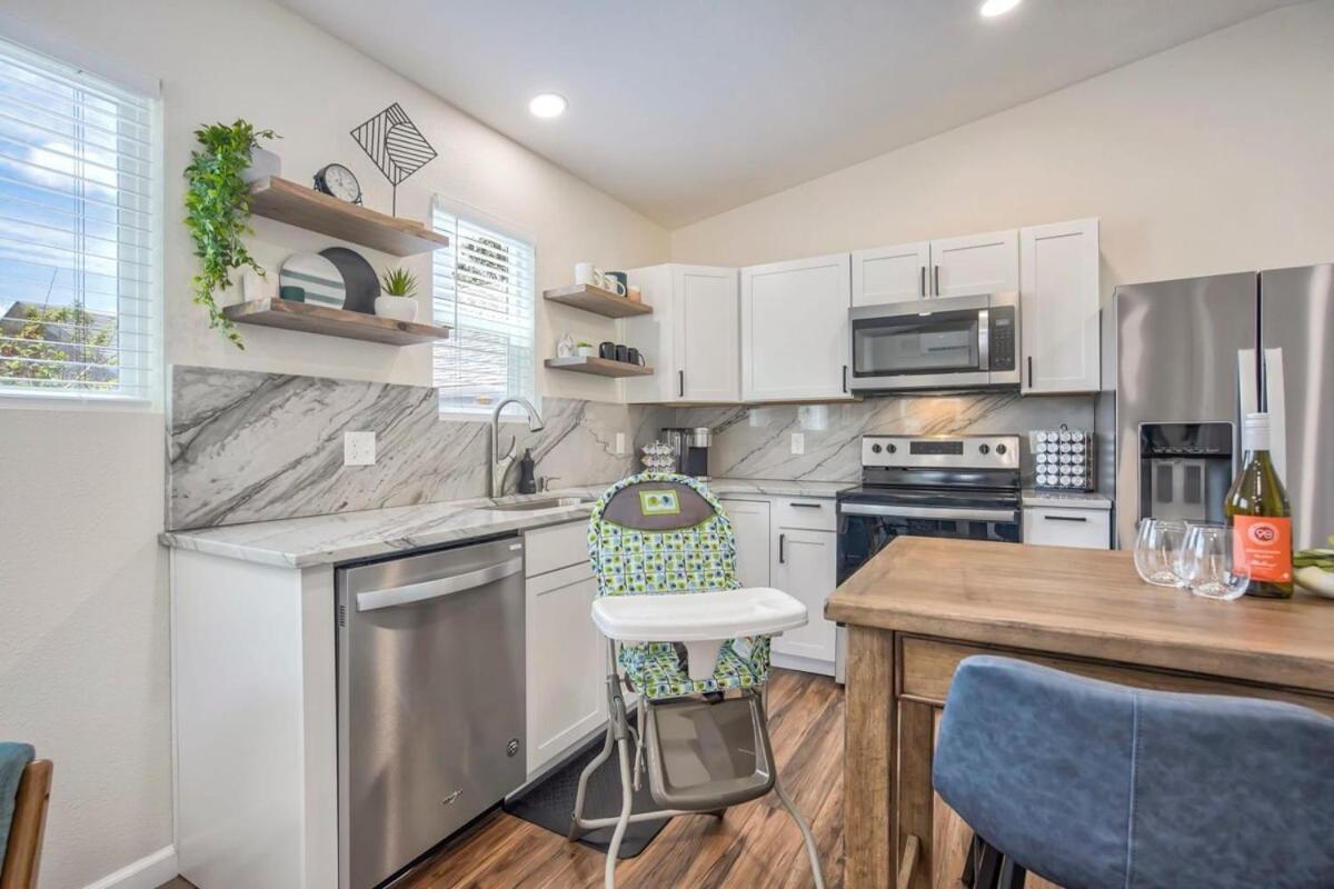 Sheridan Suite - King Bbq Skyline View Colorado Springs Ngoại thất bức ảnh